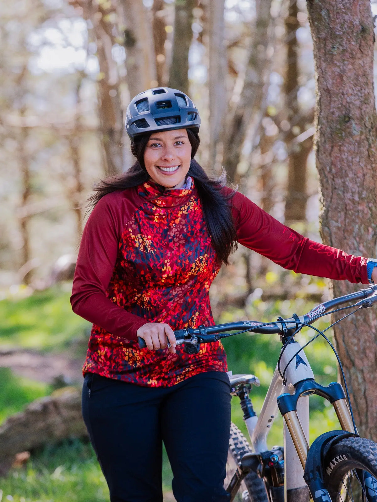 ladies mtb jersey in red animal print